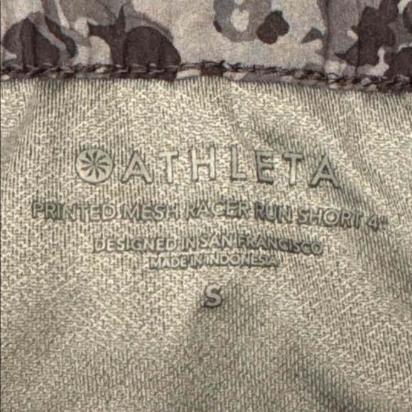 Sold/ not available Athleta Gray Animal Print Shorts - Picture 9 of 10